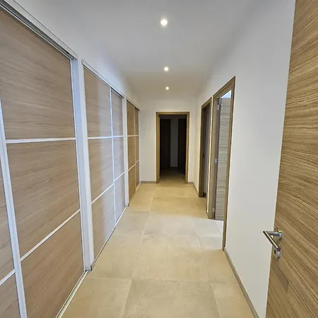 Labelle- Vue Panoramique - Piscine Privee - Clim -wifi