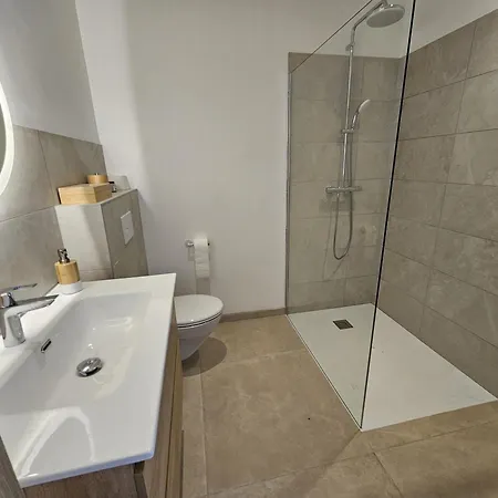 Nyaraló Labelle- Vue Panoramique - Piscine Privee - Clim -wifi *