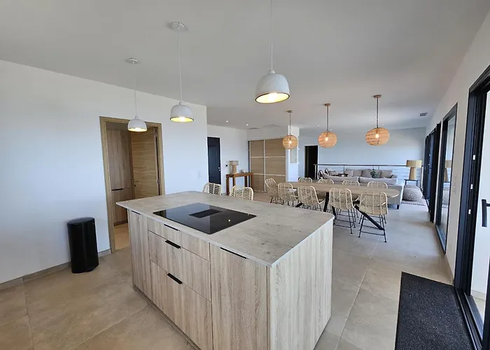 Labelle- Vue Panoramique - Piscine Privée - Clim -wifi Sari-Solenzara