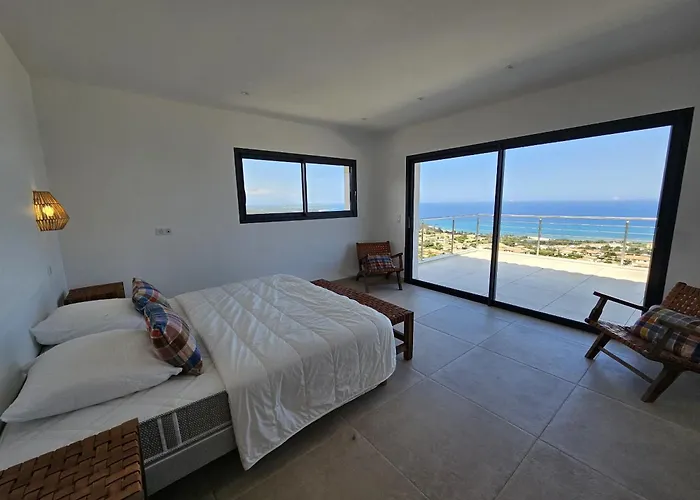 Hébergement de vacances Labelle- Vue Panoramique - Piscine Privée - Clim -wifi Sari-Solenzara