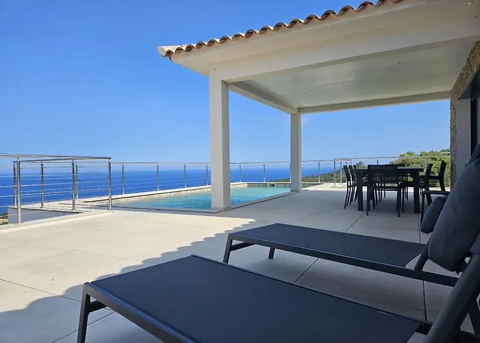 Labelle- Vue Panoramique - Piscine Privée - Clim -wifi * Sari-Solenzara